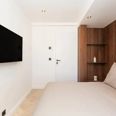 Quartier Marriott - Superbe 3 Pieces Apartment